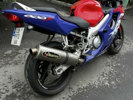 Хонда CBR 600F, об'ємом двигуна 0.6 л та пробігом 0 тис. км за 3800 $, фото 1 на Automoto.ua