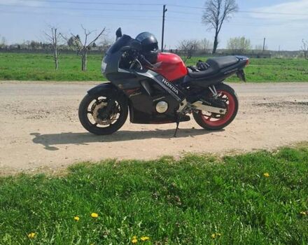 Серый Хонда CBR 600F, объемом двигателя 0.6 л и пробегом 620 тыс. км за 2500 $, фото 1 на Automoto.ua