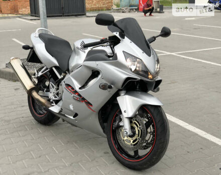 Сірий Хонда CBR 600F, об'ємом двигуна 0.6 л та пробігом 31 тис. км за 5500 $, фото 15 на Automoto.ua