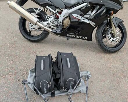 Чорний Хонда CBR 600F4i, об'ємом двигуна 0.6 л та пробігом 35 тис. км за 5799 $, фото 7 на Automoto.ua
