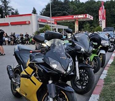 Хонда CBR 600F4i 2002 у Измаиле на Automoto.ua Чорний Хонда CBR 600F4i, об'ємом двигуна 0.6 л та пробігом 52 тис. км за 4300 $, фото 1 на Automoto.ua