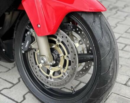 Красный Хонда CBR 600F4i, объемом двигателя 0.6 л и пробегом 17 тыс. км за 5999 $, фото 18 на Automoto.ua
