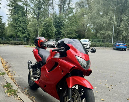 Красный Хонда CBR 600F4i, объемом двигателя 0.6 л и пробегом 7 тыс. км за 2799 $, фото 4 на Automoto.ua