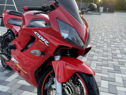 Красный Хонда CBR 600F4i, объемом двигателя 0.6 л и пробегом 74 тыс. км за 5200 $, фото 1 на Automoto.ua
