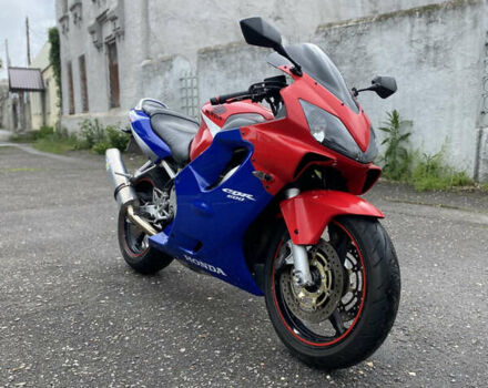 Хонда CBR 600F4i, объемом двигателя 0.6 л и пробегом 55 тыс. км за 5000 $, фото 1 на Automoto.ua