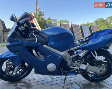 Хонда CBR 600F4i, об'ємом двигуна 0.6 л та пробігом 60 тис. км за 4800 $, фото 6 на Automoto.ua