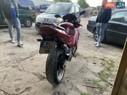 Хонда CBR 600F4i 1998 у Новояворівськ на Automoto.ua Хонда CBR 600F4i, об'ємом двигуна 0 л та пробігом 111 тис. км за 3000 $, фото 1 на Automoto.ua