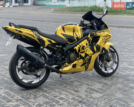 Жовтий Хонда CBR 600F4i, об'ємом двигуна 0.6 л та пробігом 46 тис. км за 5000 $, фото 1 на Automoto.ua