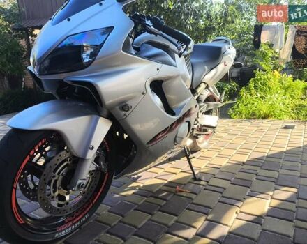 Сірий Хонда CBR 600F4i, об'ємом двигуна 0 л та пробігом 35 тис. км за 5100 $, фото 3 на Automoto.ua
