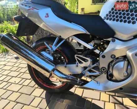 Сірий Хонда CBR 600F4i, об'ємом двигуна 0 л та пробігом 35 тис. км за 5100 $, фото 6 на Automoto.ua