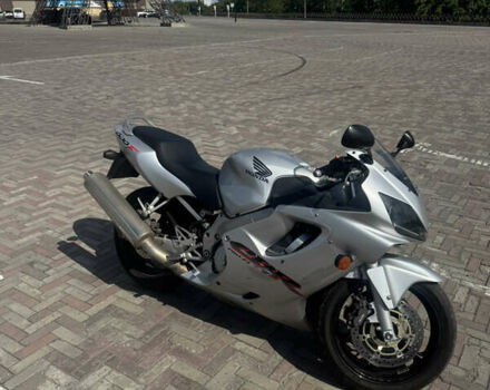 Сірий Хонда CBR 600F4i, об'ємом двигуна 0.6 л та пробігом 69 тис. км за 4800 $, фото 4 на Automoto.ua