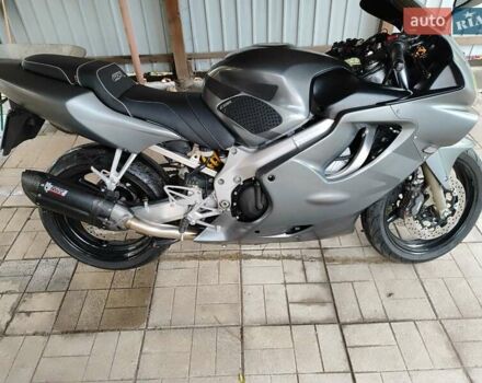 Серый Хонда CBR 600F4i, объемом двигателя 0.6 л и пробегом 39 тыс. км за 5200 $, фото 4 на Automoto.ua