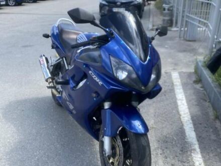 Хонда CBR 600F4i 2002 у Богодухове на Automoto.ua Синій Хонда CBR 600F4i, об'ємом двигуна 0 л та пробігом 111 тис. км за 4300 $, фото 1 на Automoto.ua
