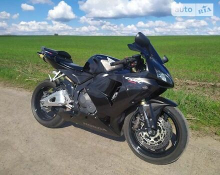 Черный Хонда CBR 600RR, объемом двигателя 0.6 л и пробегом 61 тыс. км за 5599 $, фото 2 на Automoto.ua