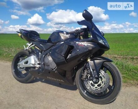 Чорний Хонда CBR 600RR, об'ємом двигуна 0.6 л та пробігом 61 тис. км за 5599 $, фото 1 на Automoto.ua