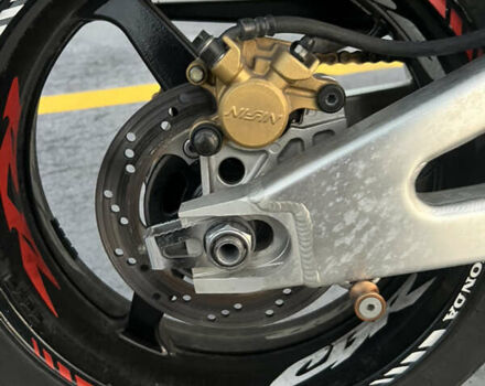 Черный Хонда CBR 600RR, объемом двигателя 0.6 л и пробегом 73 тыс. км за 5700 $, фото 3 на Automoto.ua