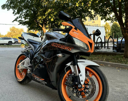 Чорний Хонда CBR 600RR, об'ємом двигуна 0.6 л та пробігом 23 тис. км за 8600 $, фото 1 на Automoto.ua