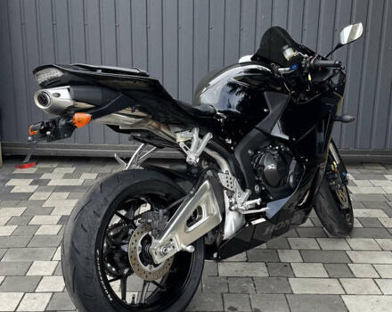 Черный Хонда CBR 600RR, объемом двигателя 0.6 л и пробегом 27 тыс. км за 10000 $, фото 4 на Automoto.ua