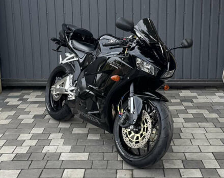 Черный Хонда CBR 600RR, объемом двигателя 0.6 л и пробегом 27 тыс. км за 10000 $, фото 2 на Automoto.ua