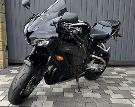 Черный Хонда CBR 600RR, объемом двигателя 0.6 л и пробегом 27 тыс. км за 10000 $, фото 8 на Automoto.ua