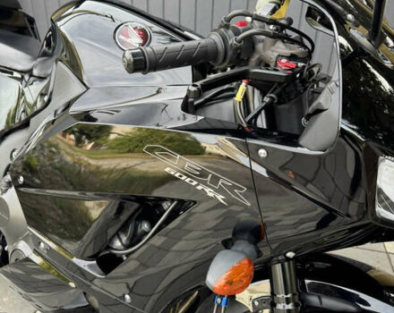 Черный Хонда CBR 600RR, объемом двигателя 0.6 л и пробегом 27 тыс. км за 10000 $, фото 12 на Automoto.ua