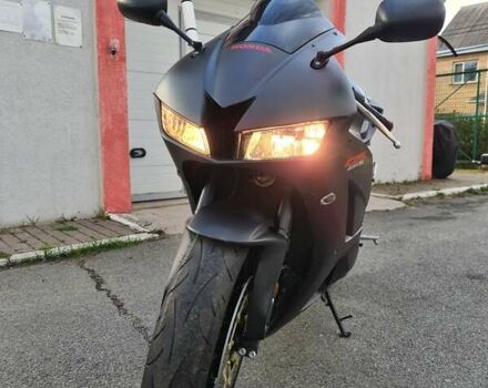 Черный Хонда CBR 600RR, объемом двигателя 0.6 л и пробегом 10 тыс. км за 9250 $, фото 3 на Automoto.ua