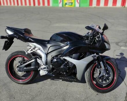 Чорний Хонда CBR 600RR, об'ємом двигуна 0.6 л та пробігом 34 тис. км за 5500 $, фото 1 на Automoto.ua