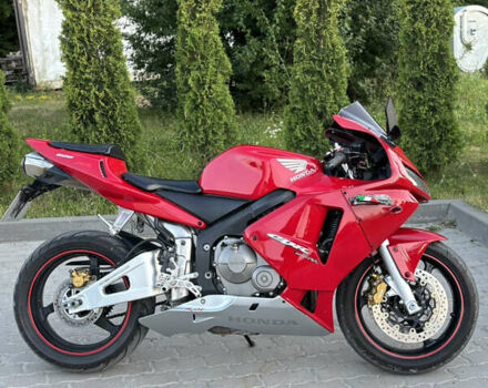 Красный Хонда CBR 600RR, объемом двигателя 0.6 л и пробегом 28 тыс. км за 5200 $, фото 2 на Automoto.ua