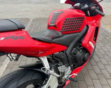 Красный Хонда CBR 600RR, объемом двигателя 0.6 л и пробегом 56 тыс. км за 5000 $, фото 6 на Automoto.ua