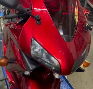 Червоний Хонда CBR 600RR, об'ємом двигуна 0.6 л та пробігом 31 тис. км за 6500 $, фото 8 на Automoto.ua