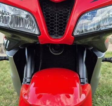 Красный Хонда CBR 600RR, объемом двигателя 0 л и пробегом 33 тыс. км за 3500 $, фото 1 на Automoto.ua