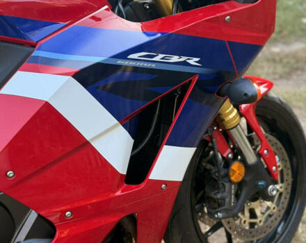 Красный Хонда CBR 600RR, объемом двигателя 0.6 л и пробегом 15 тыс. км за 14800 $, фото 11 на Automoto.ua