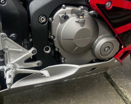 Хонда CBR 600RR, об'ємом двигуна 0 л та пробігом 33 тис. км за 6200 $, фото 13 на Automoto.ua