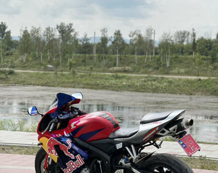 Хонда CBR 600RR, объемом двигателя 0.6 л и пробегом 25 тыс. км за 6446 $, фото 9 на Automoto.ua