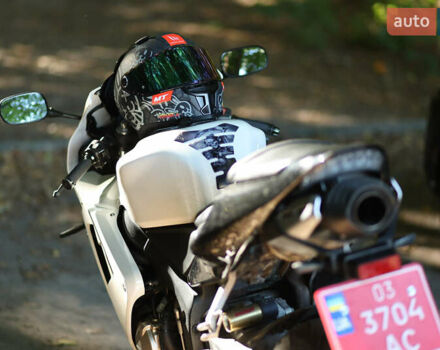 Хонда CBR 600RR, об'ємом двигуна 0 л та пробігом 30 тис. км за 5500 $, фото 1 на Automoto.ua