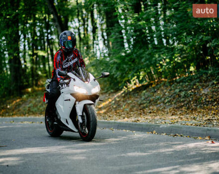 Хонда CBR 600RR, об'ємом двигуна 0 л та пробігом 30 тис. км за 5500 $, фото 4 на Automoto.ua