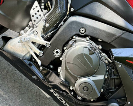 Хонда CBR 600RR, об'ємом двигуна 0.6 л та пробігом 34 тис. км за 6999 $, фото 7 на Automoto.ua