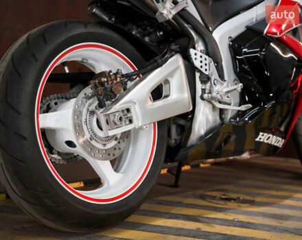 Хонда CBR 600RR, об'ємом двигуна 0.6 л та пробігом 4 тис. км за 11000 $, фото 13 на Automoto.ua