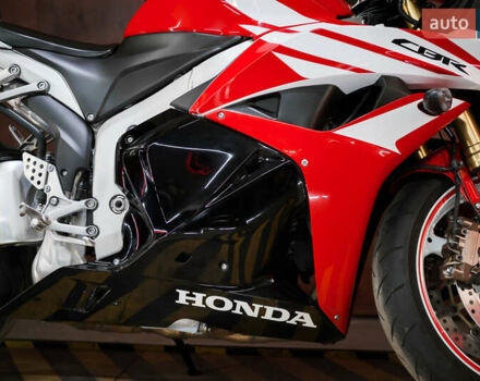 Хонда CBR 600RR, об'ємом двигуна 0.6 л та пробігом 4 тис. км за 11000 $, фото 10 на Automoto.ua