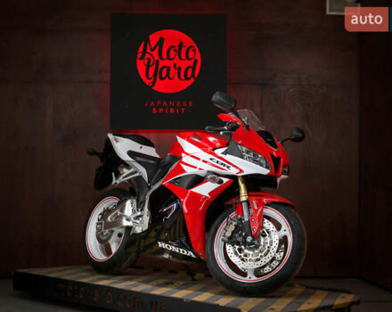 Хонда CBR 600RR, об'ємом двигуна 0.6 л та пробігом 4 тис. км за 11000 $, фото 3 на Automoto.ua