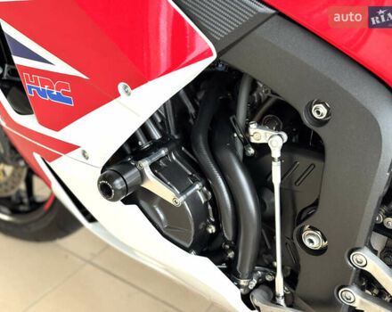 Хонда CBR 600RR, объемом двигателя 0.6 л и пробегом 5 тыс. км за 11500 $, фото 25 на Automoto.ua