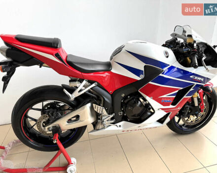 Хонда CBR 600RR, объемом двигателя 0.6 л и пробегом 5 тыс. км за 11500 $, фото 5 на Automoto.ua