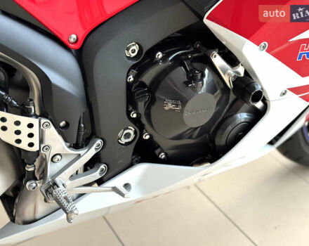 Хонда CBR 600RR, объемом двигателя 0.6 л и пробегом 5 тыс. км за 11500 $, фото 42 на Automoto.ua