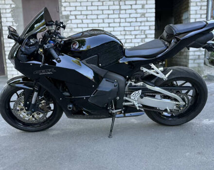 Хонда CBR 600RR, объемом двигателя 0 л и пробегом 23 тыс. км за 11000 $, фото 9 на Automoto.ua