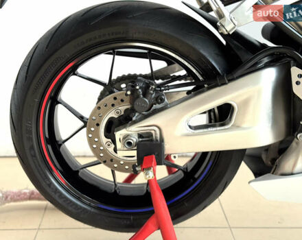 Хонда CBR 600RR, объемом двигателя 0.6 л и пробегом 5 тыс. км за 11500 $, фото 43 на Automoto.ua