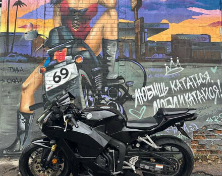 Хонда CBR 600RR, объемом двигателя 0 л и пробегом 12 тыс. км за 10000 $, фото 2 на Automoto.ua