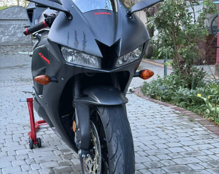 Хонда CBR 600RR, объемом двигателя 0.6 л и пробегом 18 тыс. км за 10500 $, фото 3 на Automoto.ua