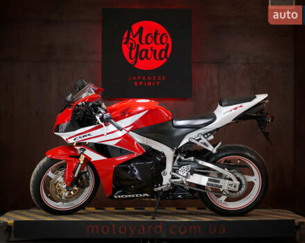 Хонда CBR 600RR, объемом двигателя 0.6 л и пробегом 4 тыс. км за 11000 $, фото 1 на Automoto.ua