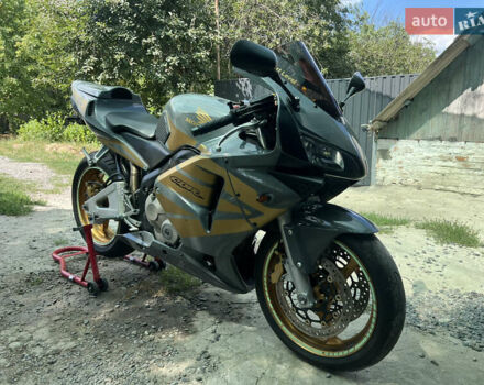 Сірий Хонда CBR 600RR, об'ємом двигуна 0.6 л та пробігом 37 тис. км за 6250 $, фото 16 на Automoto.ua