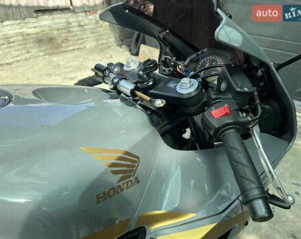 Сірий Хонда CBR 600RR, об'ємом двигуна 0.6 л та пробігом 37 тис. км за 6250 $, фото 14 на Automoto.ua